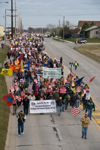 Solidarity march for Machinists Local 516 members, Manitowoc, WI Dec. 10, 2011. / Photo: Sue Ruggles, AFT Local 212