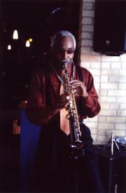 276523_450943884959758_805086282_n