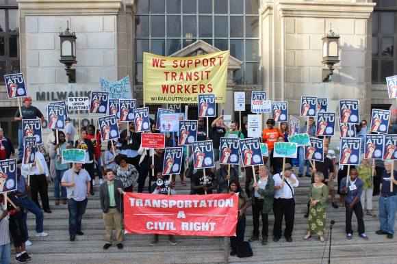 ATU_998_Milwaukee_9-24-15_Mike_Erdmann